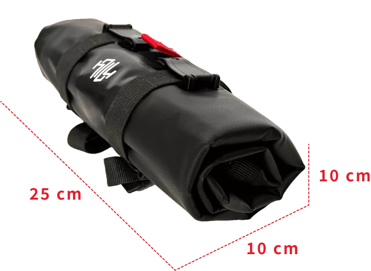 ROROBAG 3 捲收尺寸25x10x10公分，輕巧防水設計，適合機車和電動車收納使用。