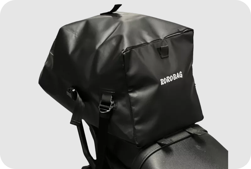 ROROBAG 3 型態二展示，強調大容量設計，適合長途機車旅行使用。